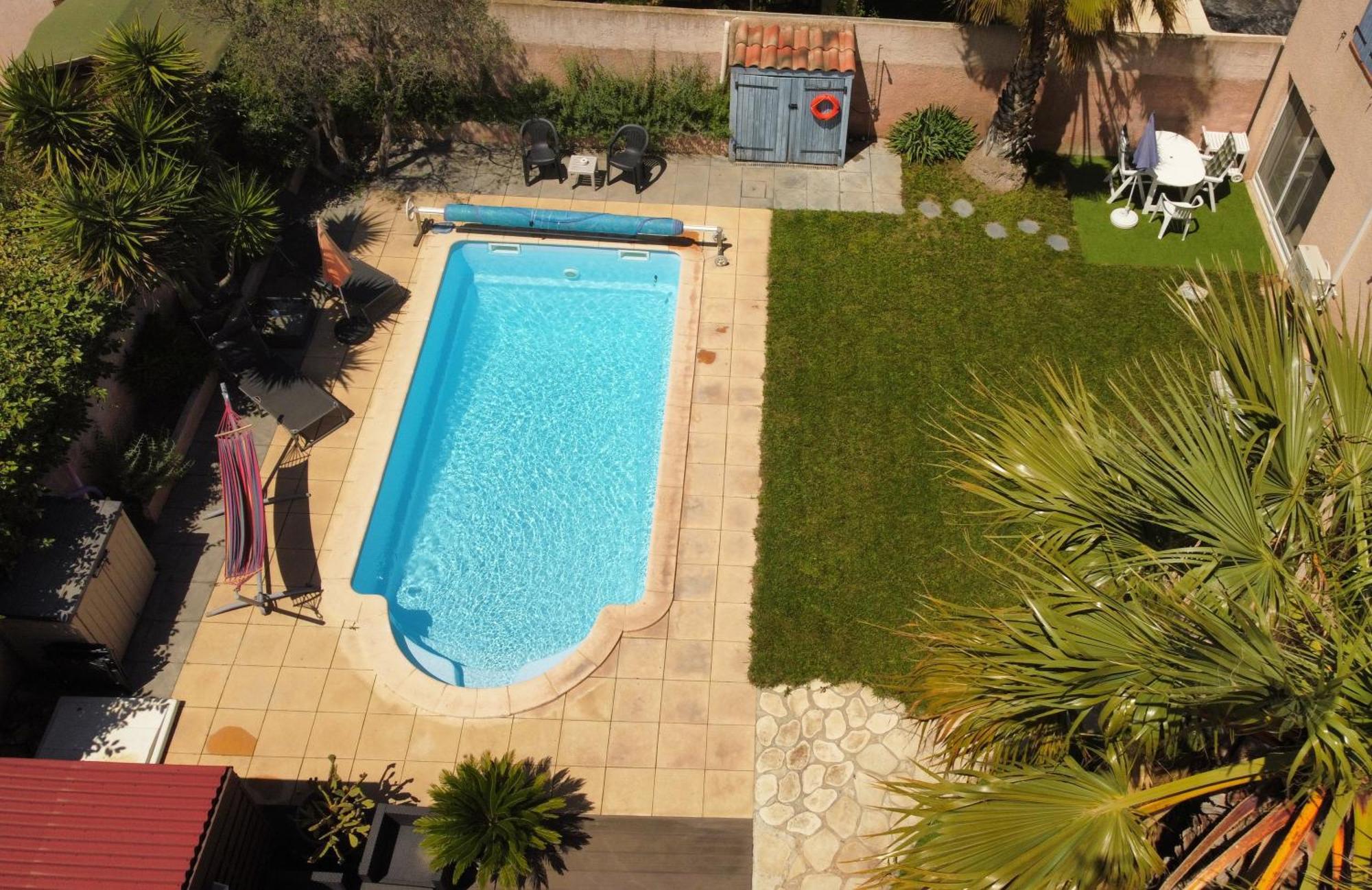 Studio Tranquillo Avec Piscine Et Salle De Sport Истр Екстериор снимка